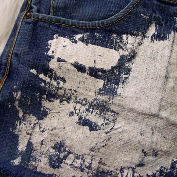 Urban Outfitters Rag Union Denim Shorts Button Fly - Picture 2 of 6